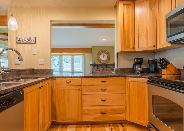 Woods24 Townhome Pet Friendly Apartment *